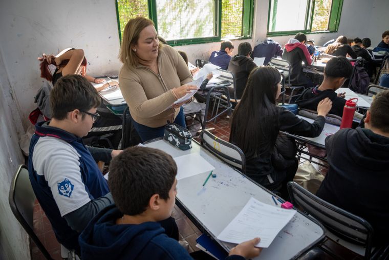 Directores, vices y regentes participaron de los movimientos internos que ordenarán la conducción escolar antes del inicio del próximo ciclo lectivo. Directores, vices y regentes participaron de los movimientos internos que ordenarán la conducción escolar antes del inicio del próximo ciclo lectivo.