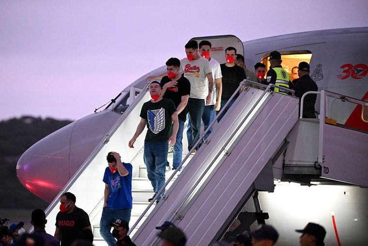 Los venezolanos, a su regreso.