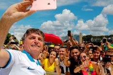 por las nubes: la popularidad de jair bolsonaro sube a niveles record