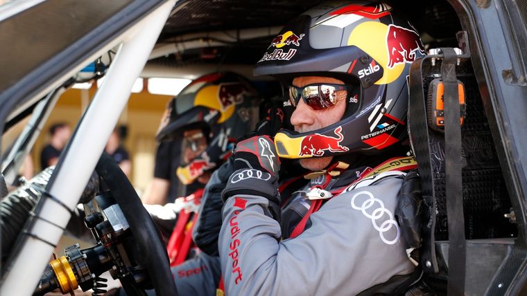 Peterhansel abandona la competencia. Foto: EFE