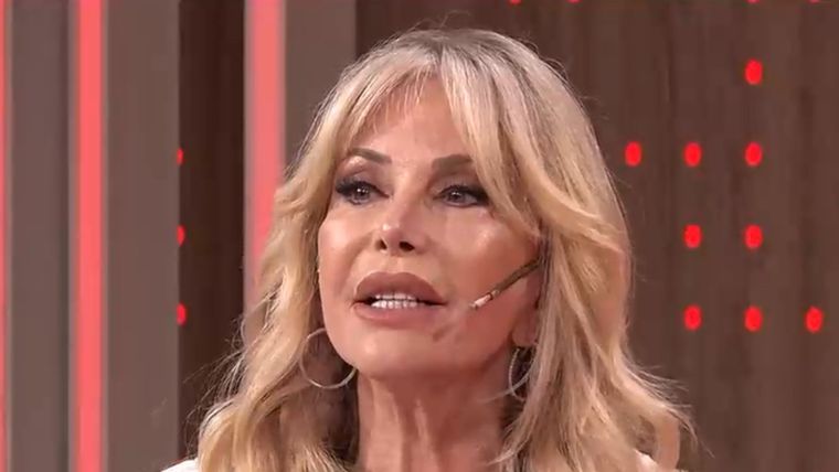 La actriz siempre habla sin pelos en la lengua. La actriz siempre habla sin pelos en la lengua. 