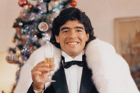 Ernesto Cherquis Bialo lo dijo como nadie: no había uno, había varios Diego Armando Maradona dentro del mismo cuerpo. Ernesto Cherquis Bialo lo dijo como nadie: no había uno, había varios Diego Armando Maradona dentro del mismo cuerpo.
