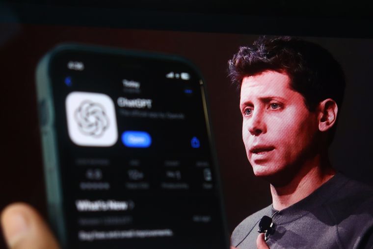 Apple y ChatGPT: ¿una alianza que transformaría la inteligencia artificial en iOS?