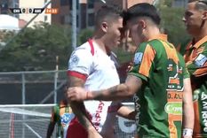 Juanfer Quintero se fue expulsado por agredir a un rival. Foto: Captura TV