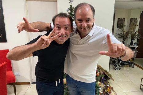 El vocero presidencial, Manuel Adorni, junto a su hermano Francisco El vocero presidencial, Manuel Adorni, junto a su hermano Francisco