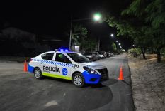la comuna de san martin asfalta calles en barrios de ciudad y distritos