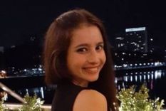 quien es la joven que desafia al gobierno con videos picantes llenos de ironia