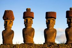 Isla de Pascua: resuelven el misterio de cómo se colocaron los sombreros en los gigantescos moai