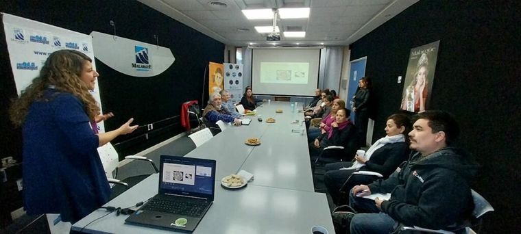 Profesionales en nutrición y bromatología guiaron la formación destinada a mejorar la atención gastronómica. Profesionales en nutrición y bromatología guiaron la formación destinada a mejorar la atención gastronómica.