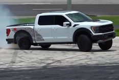 Ford F-150 Raptor R Drift