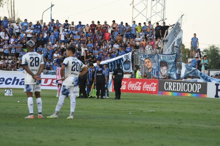 Godoy Cruz arriesga una dura sanción por lo ocurrido el martes pasado. Foto: Alfredo Ponce/MDZ