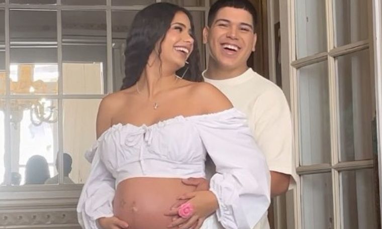 Daniela Celis y Thiago Medina tienen dos hijas en común. Daniela Celis y Thiago Medina tienen dos hijas en común.