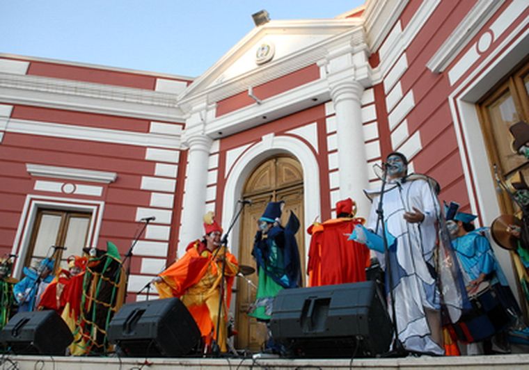 Murga La buena moza fue uno de los grupos que animaron el evento. Foto: Nacho Gaffuri / MDZ