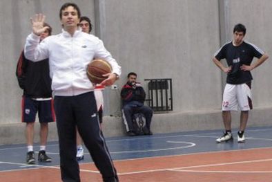 MDZol | Uno de los momentos de la importante clínica de Básquet. Foto: Mediamza.com