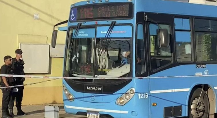 El colectivero fue asesinado de 5 disparos en la ciudad de Rosario Foto: Télam