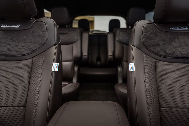 Ford Explorer Papa León XIV