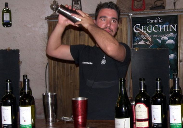 El vino puede ser la base de exóticos tragos.