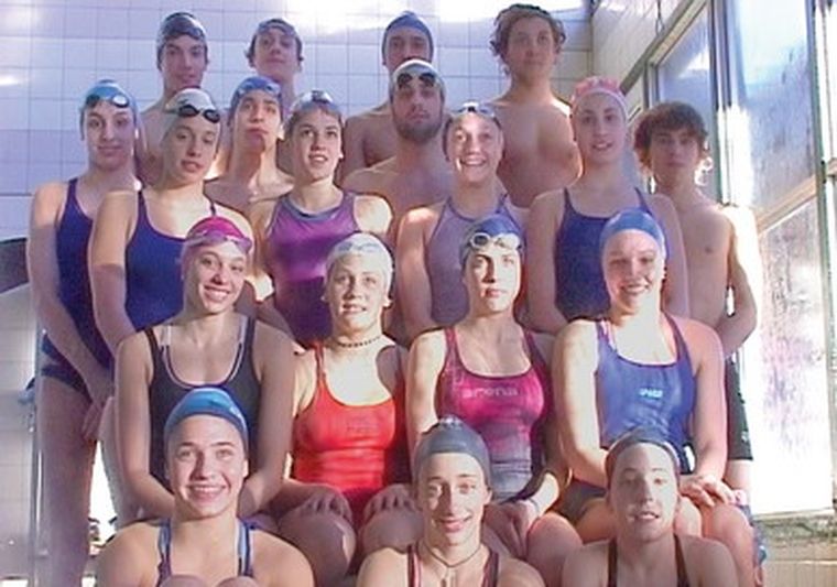 La exitosa delegación del club del Lago. Foto: MDZ