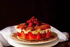 sin horno: tiramisu de chocolate y frutos rojos ¡en minutos!