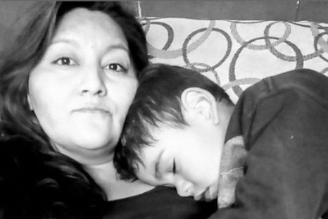 un nene de 4 anos murio de un paro y apuntan contra la mama por maltrato: lo dejo tirado como un perro y se fue un nene de 4 anos murio de un paro y apuntan contra la mama por maltrato: lo dejo tirado como un perro y se fue