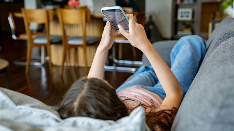 La prohibición de las redes sociales a los menores de 16 años es una novedad mundial.