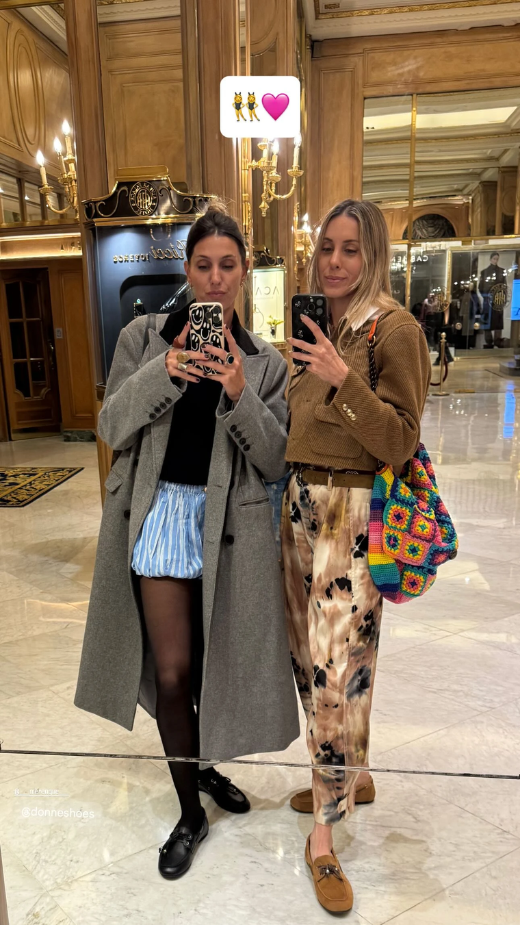 Anita Espasandín apostó al boho urbano y acertó con su outfit. Anita Espasandín apostó al boho urbano y acertó con su outfit.