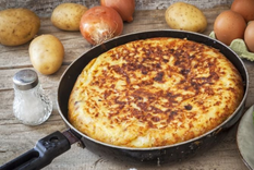 Frittata italiana con patatas y cebolla: rápida, esponjosa y sabrosa Foto: Shutterstock