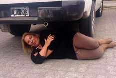 juguemos a romper todo con carrio: entra y vota