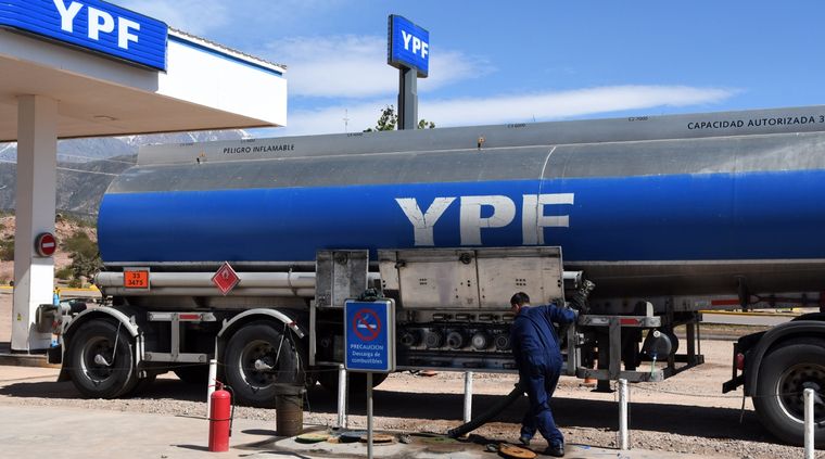 Los abogados del Estado argentino insistieron con que el fallo de la jueza Loretta Preska por YPF es de imposible cumplimiento porque forzaría a infringir la ley local. Los abogados del Estado argentino insistieron con que el fallo de la jueza Loretta Preska por YPF es de imposible cumplimiento porque forzaría a infringir la ley local.