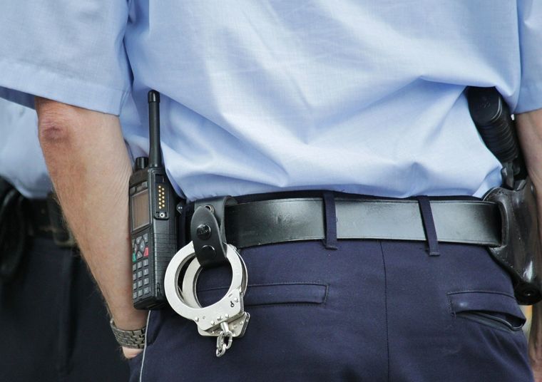El efectivo fue detenido por sus propios compañeros