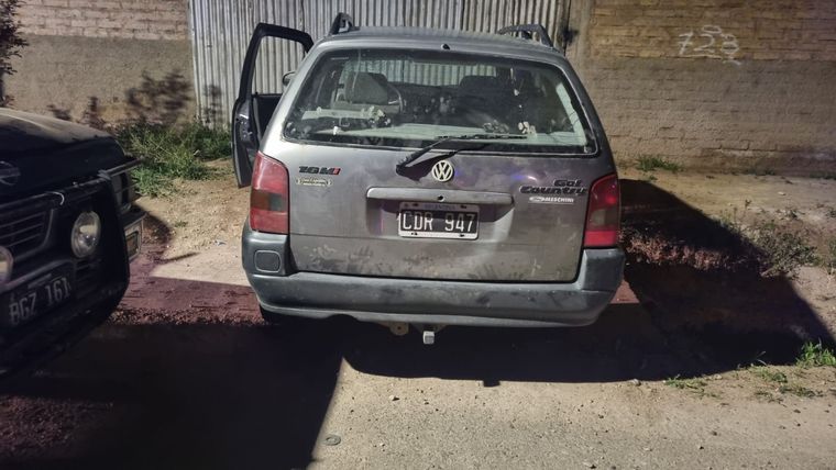 Los sospechosos, dos mujeres y un hombre, fueron detenidos tras una persecución Foto: Ministerio de Seguridad de Mendoza