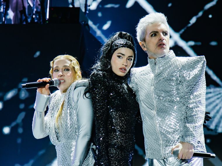 Miranda! y Lali en Ferro.