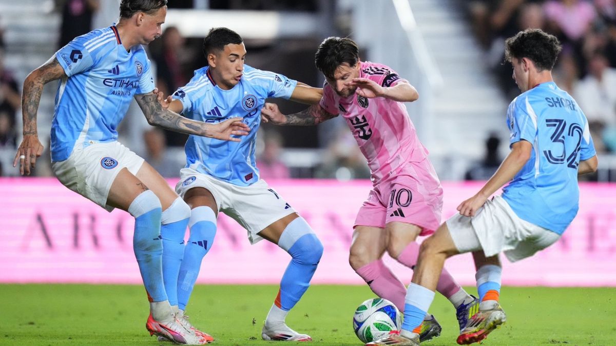 El insulto de Messi al árbitro por el que zafó de la roja ¿por decirlo