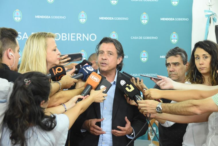 Víctor Ibañez, ministro de Gobierno.