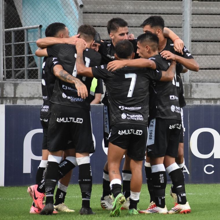 El Lobo, el menos goleado del torneo. Foto: Prensa Gimnasia y Esgrima Mza
