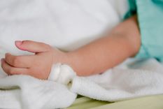 El bebé murió luego de estar un año internado por las lesiones del abuso y la golpiza El bebé murió luego de estar un año internado por las lesiones del abuso y la golpiza