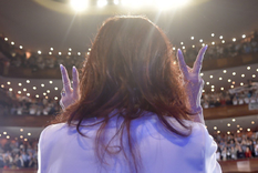 Andrés Cuervo Larroque, consideró que, si hasta ayer había necesidad de hacer una gran movilización, el próximo 25 de mayo, cuando se cumplan 20 años de la asunción de Néstor Kirchner, resulta imprescindible. Foto: Twitter @CFKArgentina