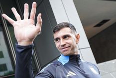 Dibu Martínez estaría en los JJ.OO. Foto: @emi_martinez26