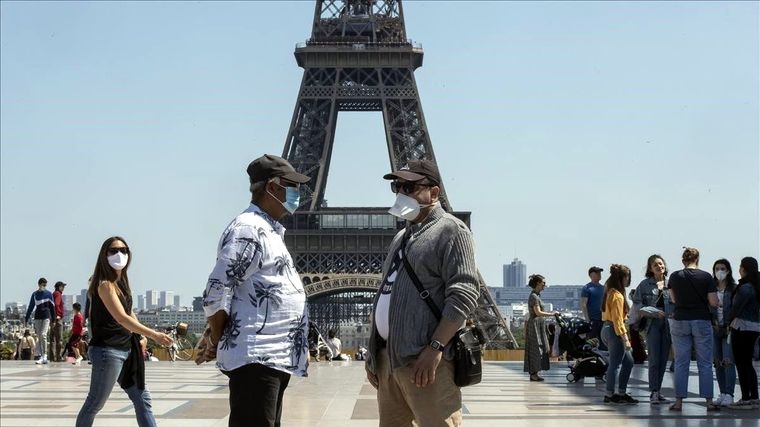 Francia es otro de los países que abre sus fronteras a turistas vacunados. Foto: ElPeriódico.