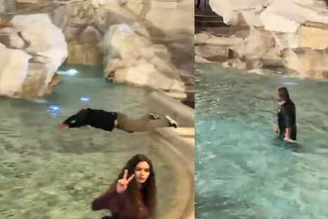 Un hombre se hizo viral por tirarse de clavado a la Fontana di Trevi en Roma. Un hombre se hizo viral por tirarse de clavado a la Fontana di Trevi en Roma.