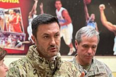 Luis Petri hizo alusión a los cuestionamientos que recibió tanto Javier Milei como él en redes sociales por su vestimenta militar el pasado fin de semana Foto: X @MindefArg