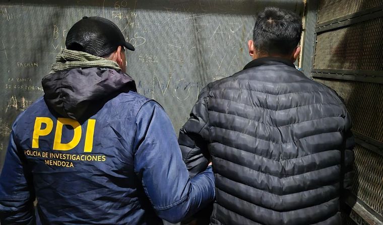 La detención de uno de los sospechosos por el crimen en San Martín. La detención de uno de los sospechosos por el crimen en San Martín.