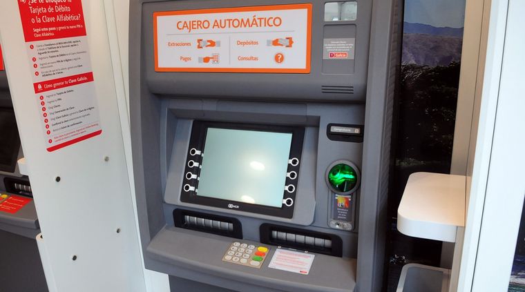 Los cajeros automáticos con nuevos límites de ARCA. Los cajeros automáticos con nuevos límites de ARCA.