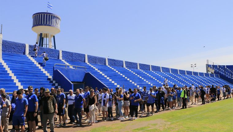 El Tomba prepara su casa para recibir a los hinchas. Foto: Club Godoy Club