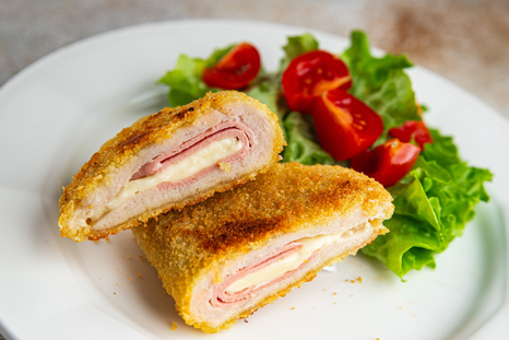 Receta deliciosa de milanesa rellena con jamón y queso Receta deliciosa de milanesa rellena con jamón y queso