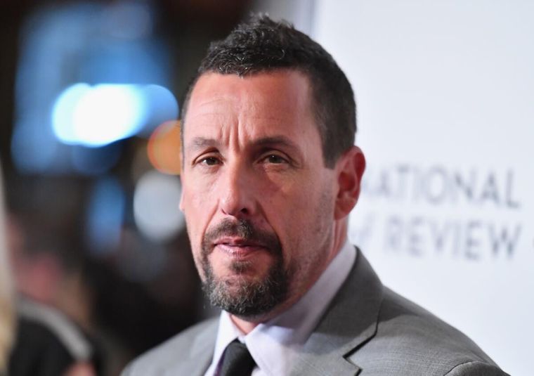 Adam Sandler despidió a un familiar en las redes