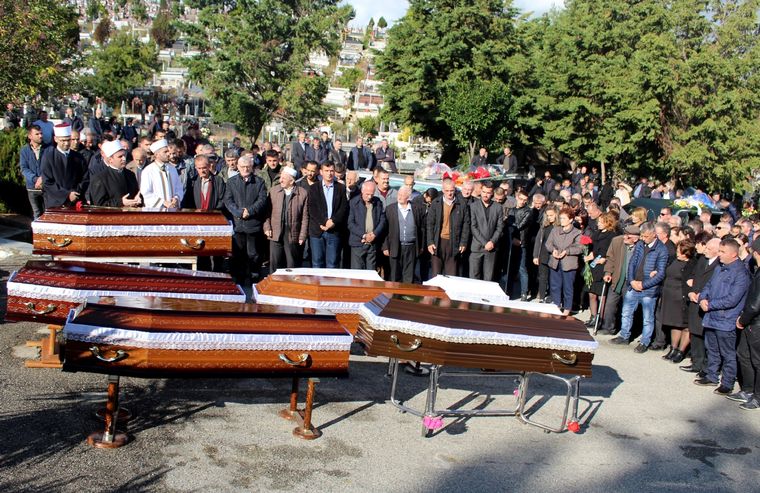 Hay 4.000 familias evacuadas.