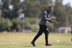 La decisión de Julio Vaccari en el once de Independiente para jugar ante River. La decisión de Julio Vaccari en el once de Independiente para jugar ante River.