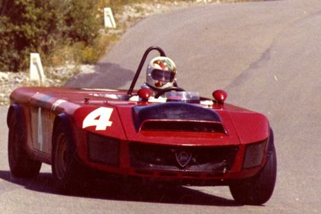 Adiós a Sandro Munari: fallece la leyenda que llevó a Lancia a lo más alto del rally Adiós a Sandro Munari: fallece la leyenda que llevó a Lancia a lo más alto del rally