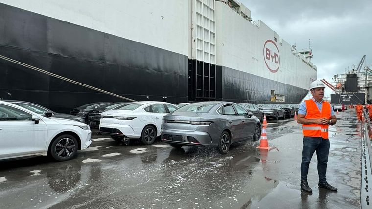 La automotriz china BYD comenzará a comercializar sus productos en Argentina a partir de octubre